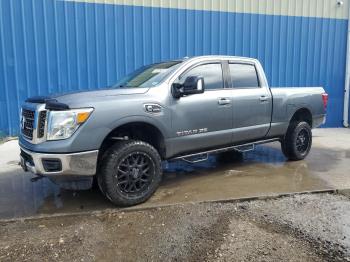  Salvage Nissan Titan