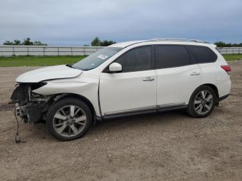  Salvage Nissan Pathfinder