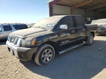  Salvage Nissan Titan