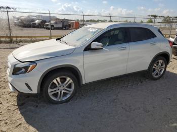  Salvage Mercedes-Benz GLA