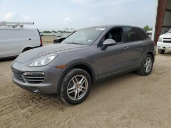  Salvage Porsche Cayenne