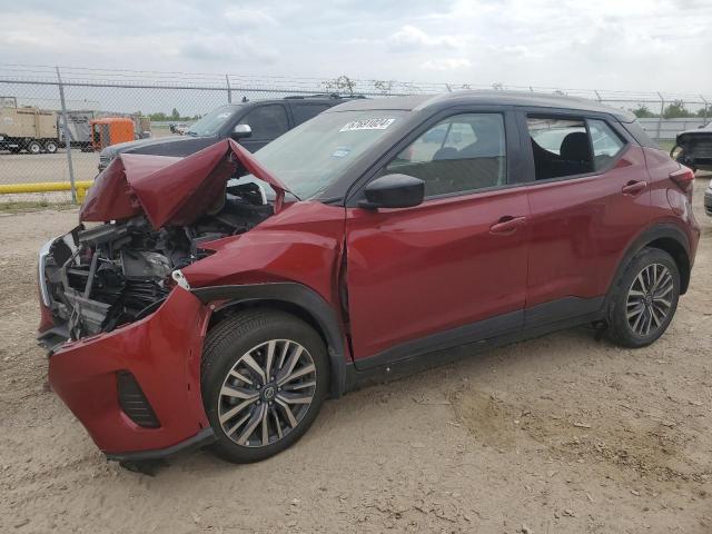  Salvage Nissan Kicks