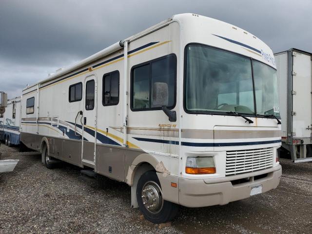  Salvage Workhorse Custom Cha Motorhome