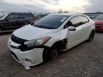  Salvage Kia Forte