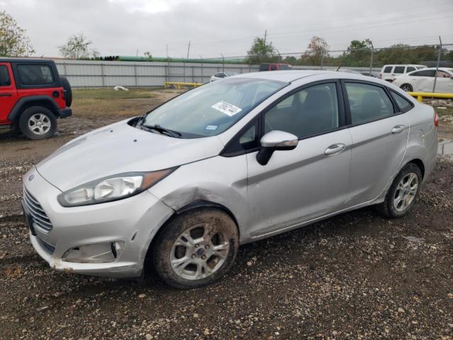  Salvage Ford Fiesta