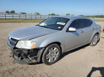  Salvage Dodge Avenger