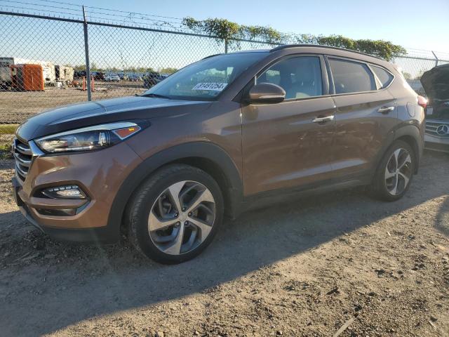  Salvage Hyundai TUCSON