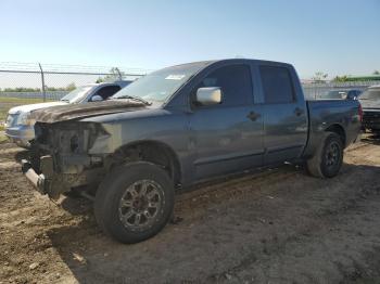  Salvage Nissan Titan