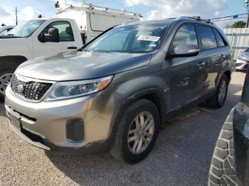  Salvage Kia Sorento