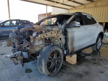  Salvage Mercedes-Benz GLA