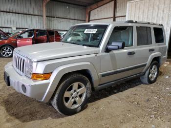  Salvage Jeep Commander