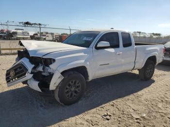  Salvage Toyota Tacoma