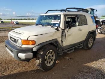  Salvage Toyota FJ Cruiser