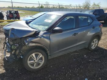  Salvage Nissan Kicks