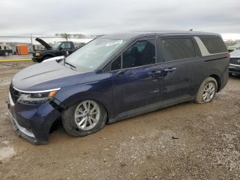  Salvage Kia Carnival