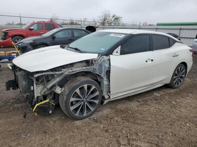  Salvage Nissan Maxima