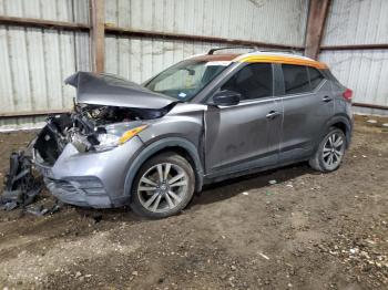  Salvage Nissan Kicks