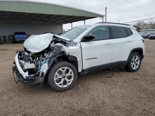  Salvage Jeep Compass