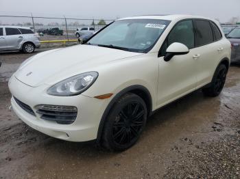  Salvage Porsche Cayenne