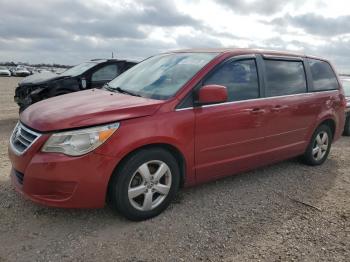  Salvage Volkswagen Routan