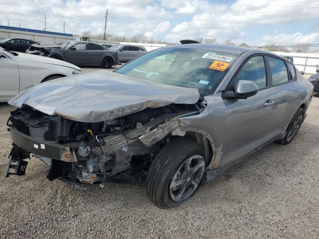  Salvage Kia K4 Lx