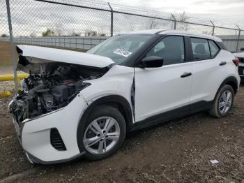  Salvage Nissan Kicks