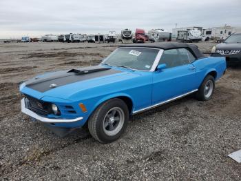  Salvage Ford Mustang