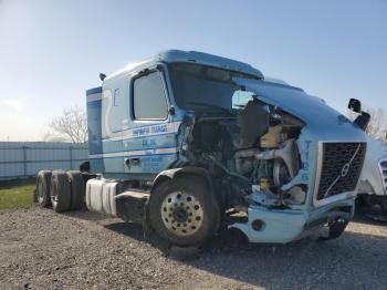  Salvage Volvo Vnr