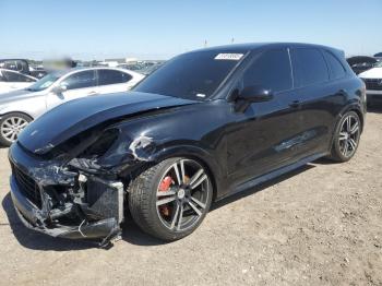  Salvage Porsche Cayenne