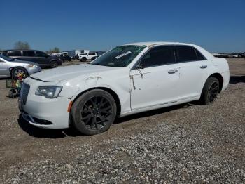  Salvage Chrysler 300