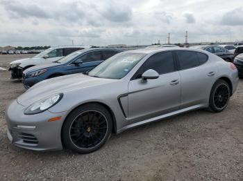  Salvage Porsche Panamera