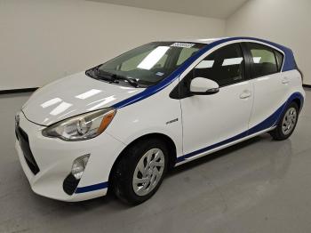  Salvage Toyota Prius
