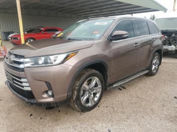  Salvage Toyota Highlander