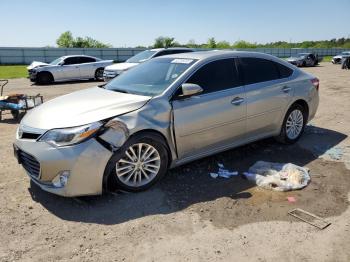  Salvage Toyota Avalon