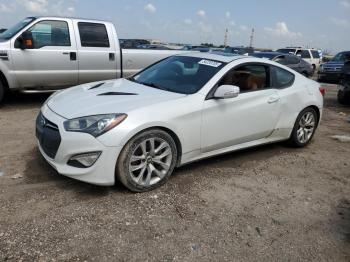  Salvage Hyundai Genesis
