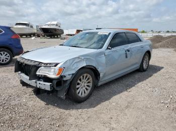  Salvage Chrysler 300