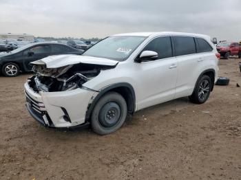  Salvage Toyota Highlander