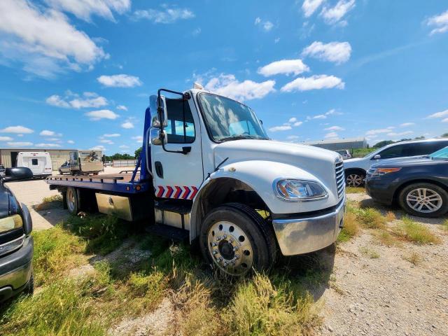  Salvage Freightliner M2 106 Med