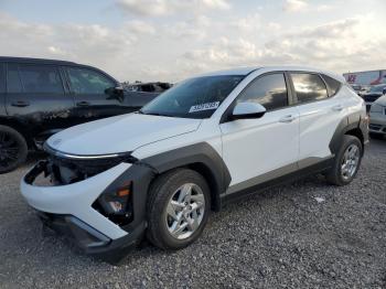  Salvage Hyundai KONA