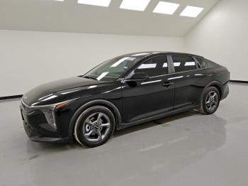  Salvage Kia K4 Lx
