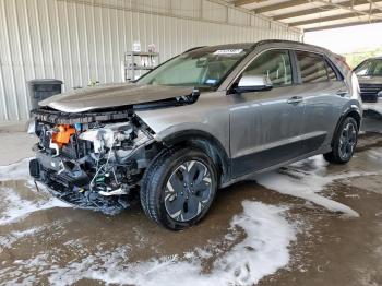  Salvage Kia Niro