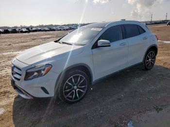  Salvage Mercedes-Benz GLA