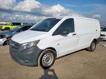  Salvage Mercedes-Benz Metris
