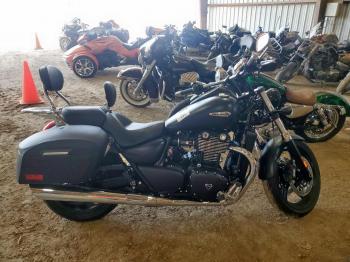  Salvage Triumph Motorcycle Thunderbir