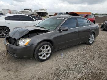  Salvage Nissan Altima