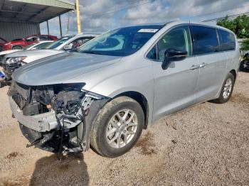  Salvage Chrysler Pacifica