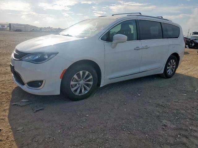 Salvage Chrysler Pacifica
