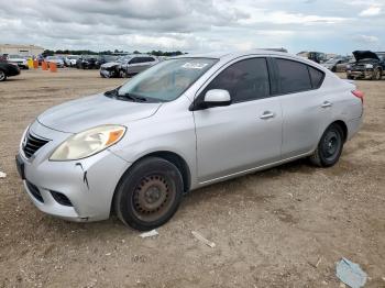  Salvage Nissan Versa
