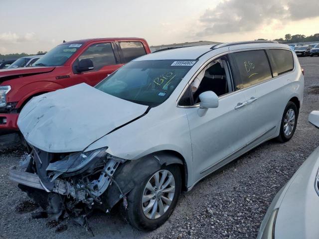  Salvage Chrysler Pacifica