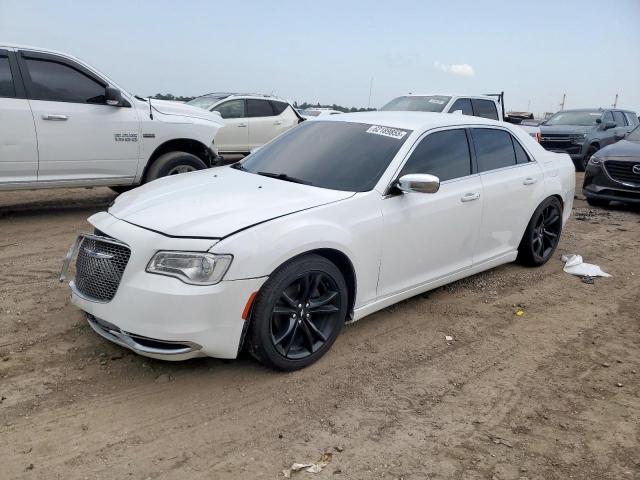  Salvage Chrysler 300